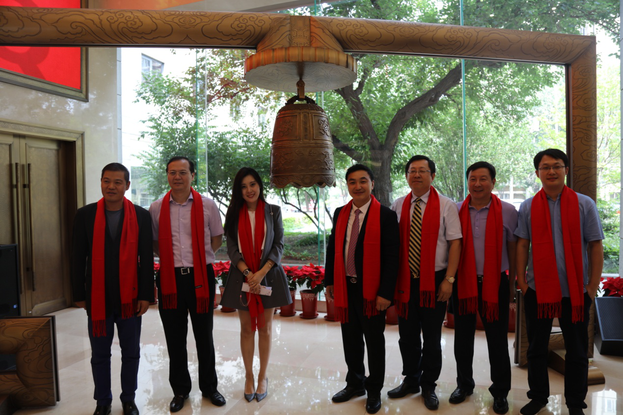 國電遠鵬敲鐘上市 步入雙輪驅動快車道