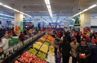 沃爾瑪云南昆明昌源中路店盛大開(kāi)業(yè)，市民購(gòu)買熱情高漲